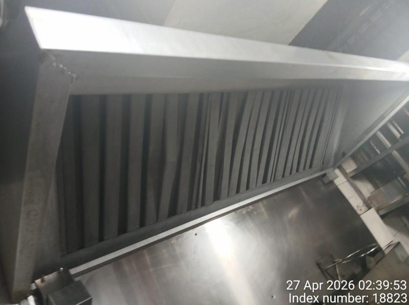 Kitchen hood and filters after cleaning by Skylane
